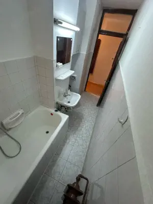 APARTAMENT CU 1 CAMERA ZONA SP.JUDETEAN - LIDIA LA 65.000 euro - imagine 12