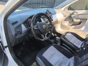 Skoda Fabia 3 Combi - imagine 6