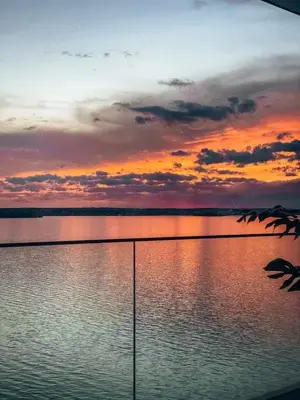 Apartament 2 camere in mamaia. Priveliste spectaculoasa spre lac. La doar 1.7km de oras