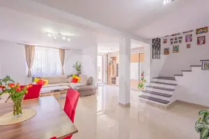 Casă 4 camere, 188 mp curte - Cartier Guşteriţa, Sibiu - imagine 5