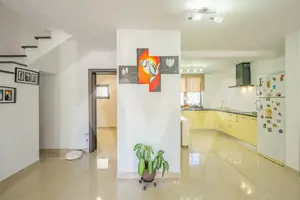 Casă 4 camere, 188 mp curte - Cartier Guşteriţa, Sibiu - imagine 8