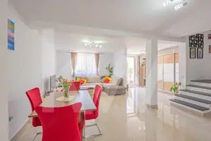 Casă 4 camere, 188 mp curte - Cartier Guşteriţa, Sibiu