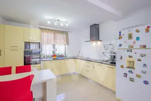 Casă 4 camere, 188 mp curte - Cartier Guşteriţa, Sibiu - imagine 6