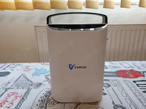 Concentrator de oxigen portabil cu acumulator, afisaj LED, 5L min.