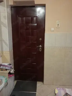 Vând apartament cu doua camere, confort 2, parter, peste drum de generala 6