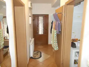 Vila, Sanandrei, central, 5 camere, 160mp utili, 836mp, un loc placut si linistit in zona centrala - imagine 10