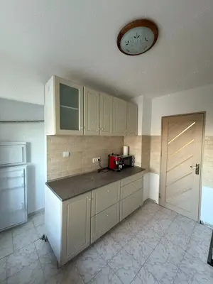 Inchiriez apartament 2 camere zona Lapus Mall Electroputere - imagine 6