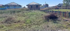 Vand loc de casa la Crevedia in cartierul Casa cu tei - imagine 3