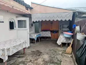 Casă la cheie cu 10 camere,1330 mp teren, în Munteni, Galaţi - imagine 13