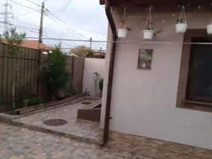 Inel 1 Casa 4 camere- baie- bucatarie- beci-centrala pe gaz-169000 euro! Gata de mutat!