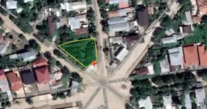 Teren intravilan de 711 mp în Tecuci, în zona 8 colțuri, deschidere 32mp