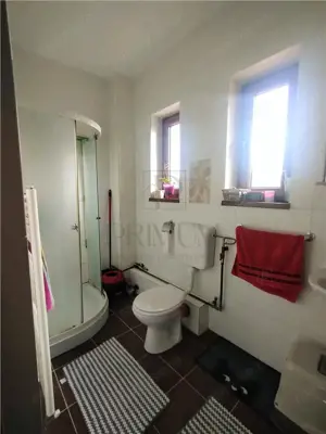 Sanandrei -Apartament 3 camere - doua balcoane -  curte -foisor - beci - zona excelenta - imagine 12