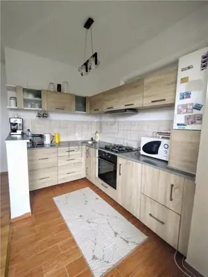 Sanandrei -Apartament 3 camere - doua balcoane -  curte -foisor - beci - zona excelenta - imagine 2