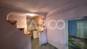 Doua case la pret de una teren 900 mp zona Turnisor - imagine 12