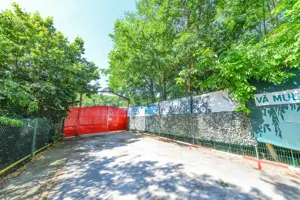 Teren intravilan, 10.000 mp, Imprejmuit+ drum privat+cladire de birouri, Dej - imagine 17