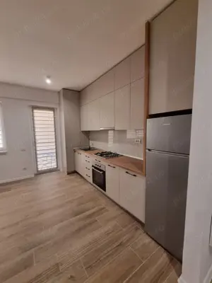  Proprietar, inchiriez apartament  - imagine 7