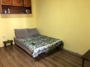 Garsoniera de vanzare