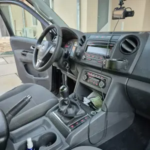 Vând Volkswagen Amarok 2.0 TDI  - imagine 2