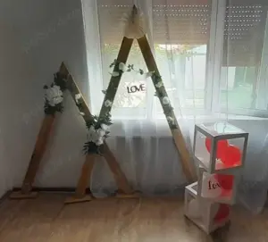 vand Decor cu flori albe