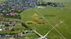 Teren intravilan | Ideal pentru 2 case | Lilieci - de vanzare
