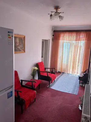  OCAZIE ! Casa in centru orașului Barlad , zona Colegiul Național Codreanu  - imagine 3