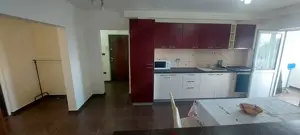 Piata Mioritei-3 cam decomandate-renovat-centrala-AC-2 balcoane-PVC - imagine 3