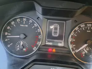 Vând skoda 3 1.6, 2015