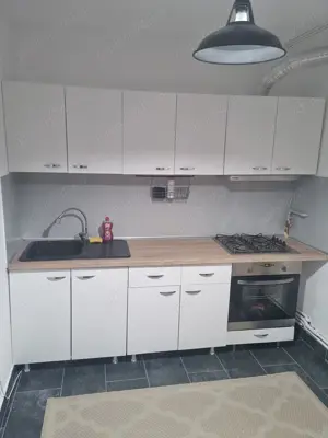 Inchiriez apartament 3 camere Giurgiu central - imagine 7