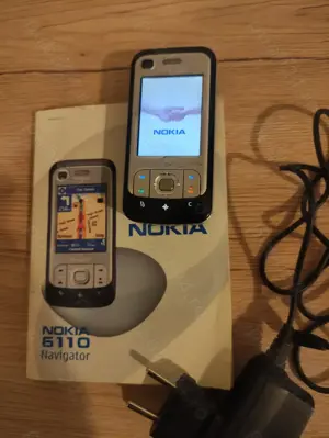 Nokia 6110 Navigator  - imagine 2