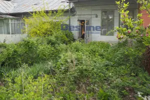 VAND CASA IN CENTRUL VECHI,DEJ,CURTE COMUNA,NECESITA RENOVARE - imagine 3