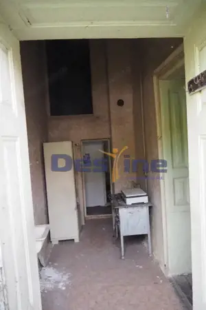 VAND CASA IN CENTRUL VECHI,DEJ,CURTE COMUNA,NECESITA RENOVARE - imagine 6