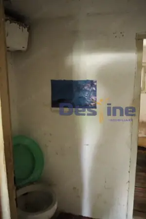 VAND CASA IN CENTRUL VECHI,DEJ,CURTE COMUNA,NECESITA RENOVARE - imagine 10
