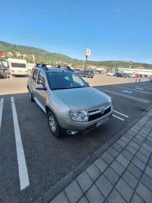 Vindem Dacia daster 2010 diesel 110cp motor 1500 - imagine 8