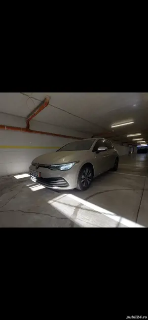 Volkswagen Golf 8 Move 1.5 TSI 2023 Led Nav Pdc Shz App Dab+