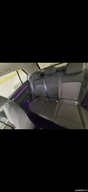 Volkswagen Golf 8 Move 1.5 TSI 2023 Led Nav Pdc Shz App Dab+ - imagine 9