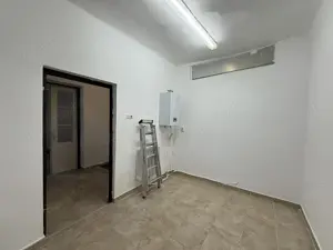 Apartament cu o camera in curte comuna in inima orasului Oradea - IMOBIHOR 