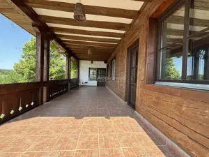 Proprietate de patrimoniu pe malul lacului Paleu - Teren 2.300 mp - piscina - Coliba lui Horea – cas - imagine 19