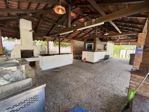 Proprietate de patrimoniu pe malul lacului Paleu - Teren 2.300 mp - piscina - Coliba lui Horea – cas - imagine 20