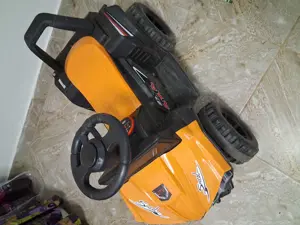 Vând mașinuța electrica - imagine 2