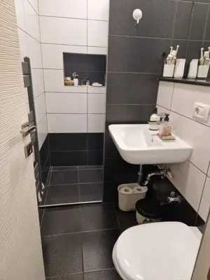 De vânzare apartament cu 2 camere  - imagine 3