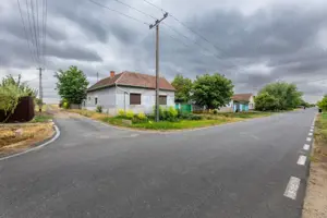 Casă  cu 3 camere de vânzare - imagine 2