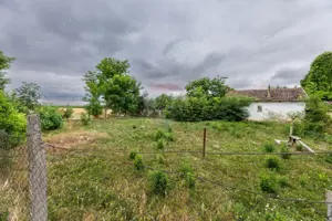 Casă  cu 3 camere de vânzare - imagine 14