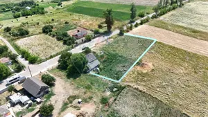 Casă batraneasca cu teren intravilan în apropiere de de Botoșani - imagine 8