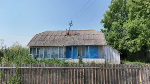 Casă batraneasca cu teren intravilan în apropiere de de Botoșani - imagine 3