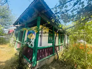 Căsuță cu istorie ideală pentru iubitorii de autentic - imagine 19