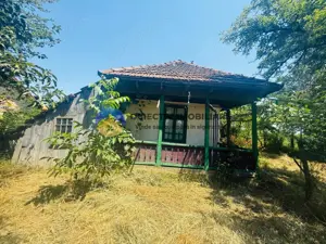 Căsuță cu istorie ideală pentru iubitorii de autentic - imagine 20