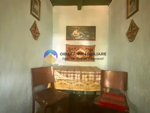 Căsuță cu istorie ideală pentru iubitorii de autentic - imagine 15