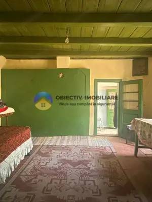 Căsuță cu istorie ideală pentru iubitorii de autentic - imagine 11