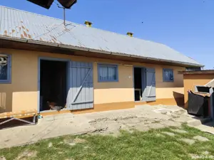 Casa batraneasca  - imagine 3