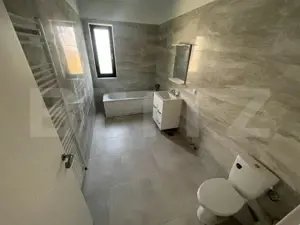 Apartament 3 camere, bloc nou, 59mp, zona Centru
